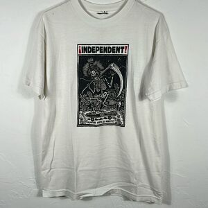 🔥🔥‎ Vintage Y2K INDEPENDENT SKATEBOARD Graphic Streetwear Skate Tee Sz M - GUC